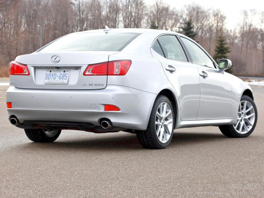  Lexus IS350 AWD 2010 года  (фото 3 из 16)